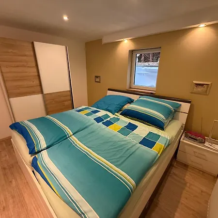 Idyllische Und Ruhig Gelegene 1zkb In *