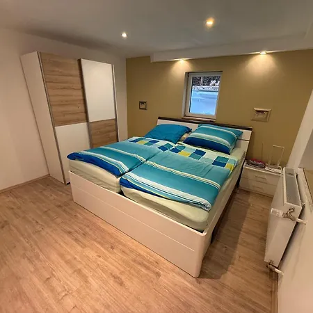 Apartment Idyllische Und Ruhig Gelegene 1zkb In *
