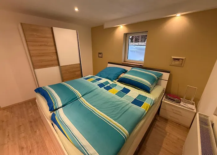 Idyllische Und Ruhig Gelegene 1zkb In *